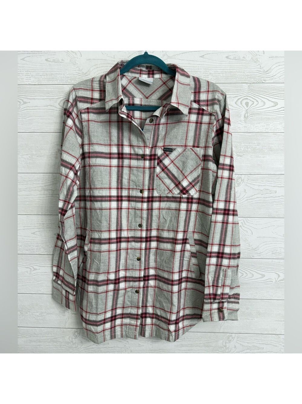 Columbia Women’s Grey Plaid Flannel Long Sleeve Shirt. Size L